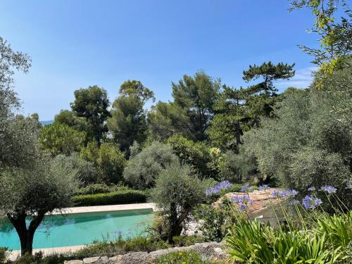 Villa provençale rénovée, vue panoramique mer, piscine 15X6