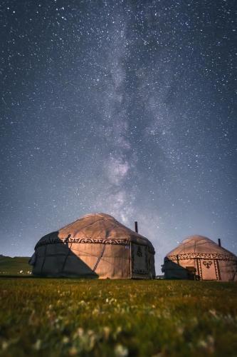Φωτογραφία από το άλμπουμ του Yurt Camp "Sary-Bulun" at Song-Kul Lake, Naryn Сон-Куль σε Song-Kul