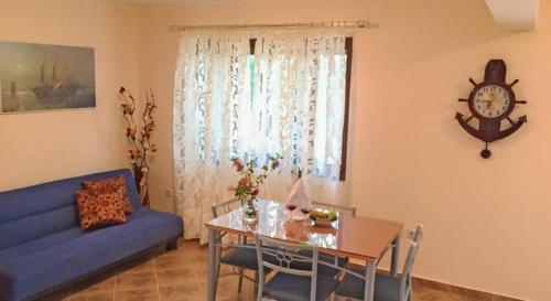 Χώρος καθιστικού στο Glyfada Villas III