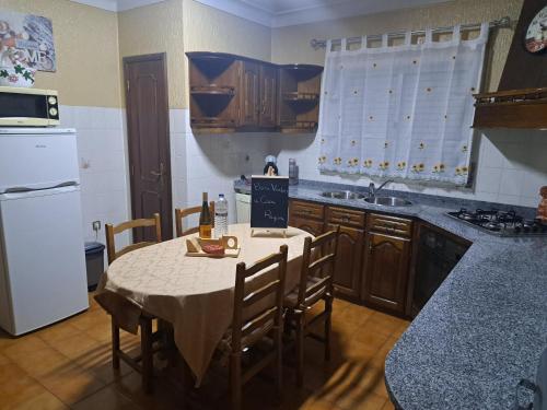 Una cocina o kitchenette en Casa Regina logement de 120m2