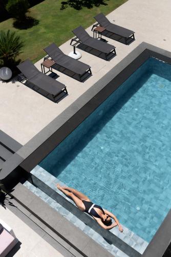 Πισίνα στο ή κοντά στο The Aqua Villa