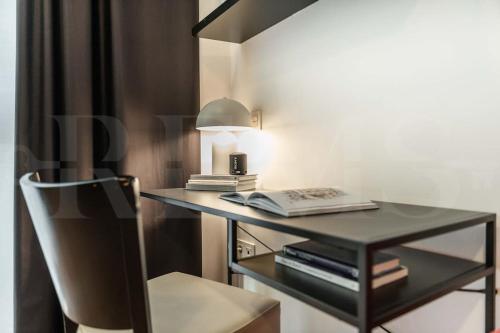 Art & Arena Suite Picasso-Inspired REMS