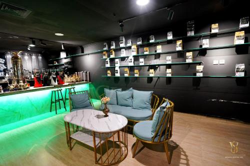 Posezení v ubytování Dubai marina , Success Luxury apartments, near JBR beach and metro station-daily free housekeeping included