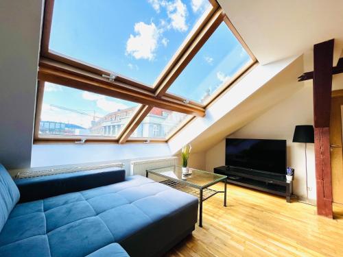 Cozy apartment in historical building center Prague