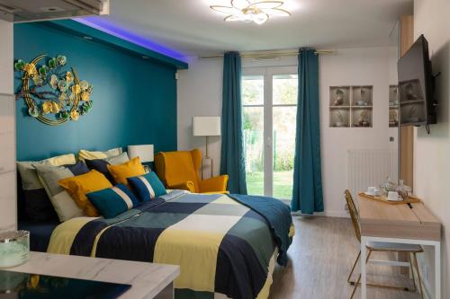 Ένα ή περισσότερα κρεβάτια σε δωμάτιο στο LILYA HOUSE