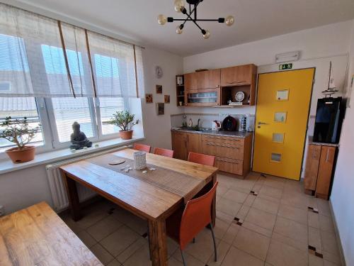 Η κουζίνα ή μικρή κουζίνα στο Apartmány Comfort