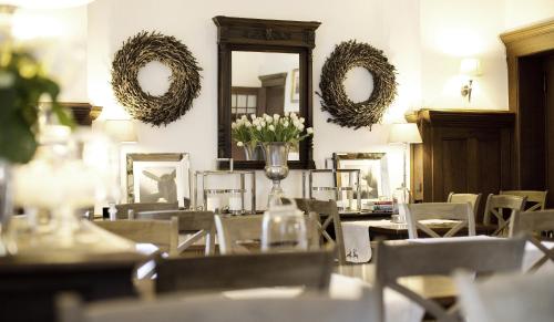 Höhen Hotel Viersenにあるレストランまたは飲食店