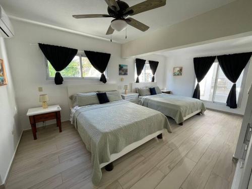Postel nebo postele na pokoji v ubytování Amazing Ocean View, Kite Beach, Cabarete