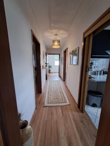 Φωτογραφία από το άλμπουμ του Ferienwohnung mit Weitblick in Nordhessen σε Gudensberg