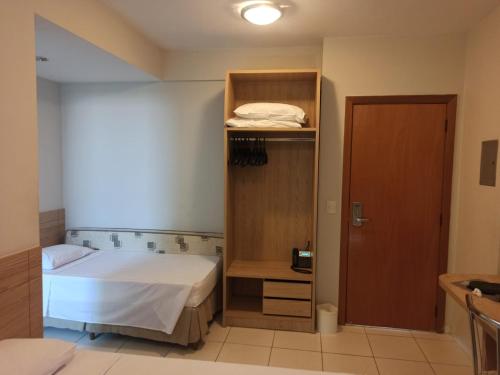 Postel nebo postele na pokoji v ubytování Golden dolphin express