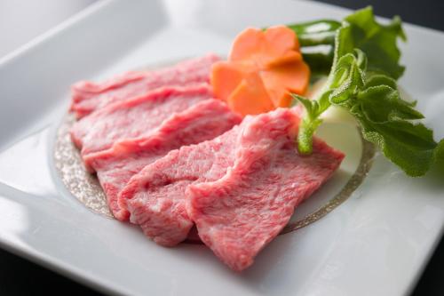 Makanan di atau berdekatan hotel