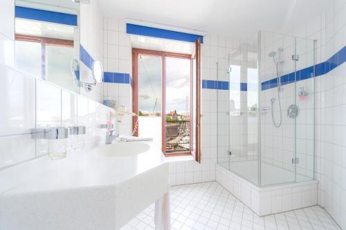 Koupelna v ubytování Hotel Kontorhaus Stralsund