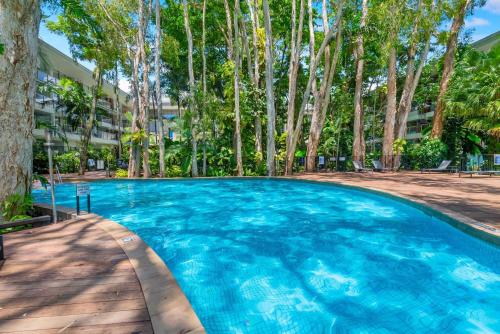 Hotel Drift 3205 Beachfront Accomodationの敷地内または近くにあるプール