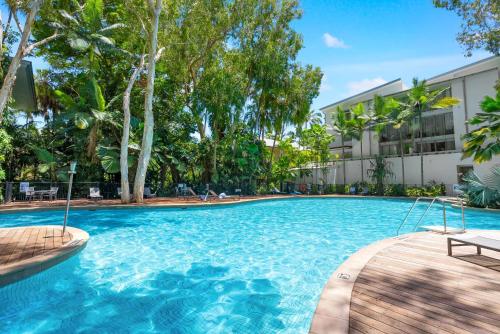 Hotel Drift 3205 Beachfront Accomodationの敷地内または近くにあるプール