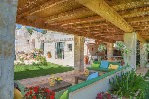 Foto TD Trulli della Magnolia Trulli w Amazing Garden 3