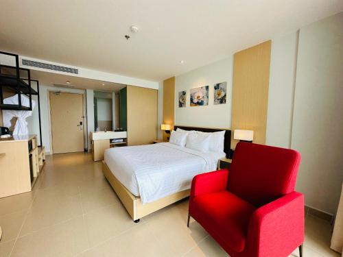 Postel nebo postele na pokoji v ubytování The Cam Ranh Oceanview Resort