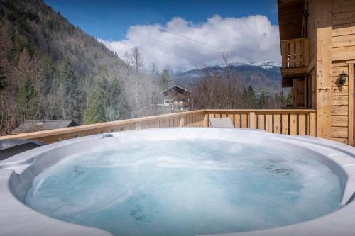 Chalet Choquette - OVO Network photo 3