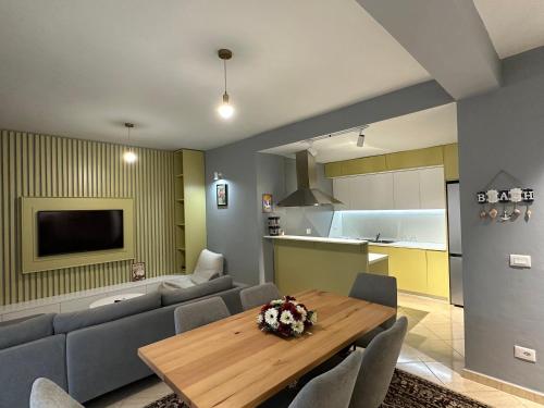 Joni's Condo at Mali i Robit