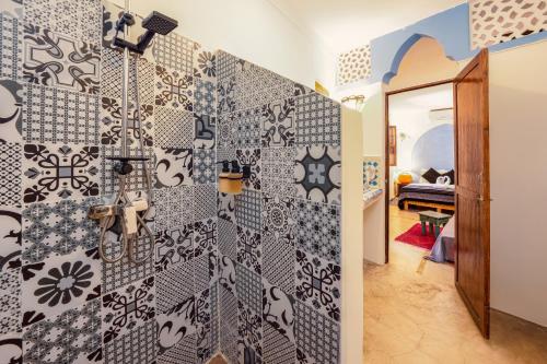 Koupelna v ubytování Riad Sidi Mimoune & Spa