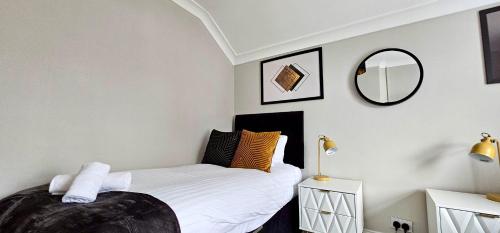 Habershon by Switchback Stays photo 28