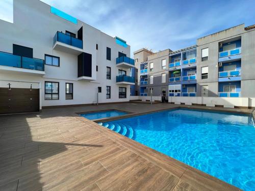 penthouse center Torrevieja, private terrace, near the beach