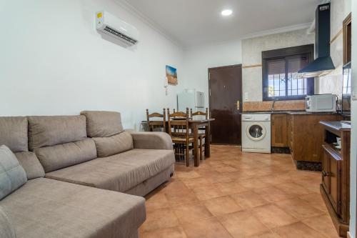 EntreCalas 1 Chalet con jacuzzi en Conil, Roche viejo, cala del aceite