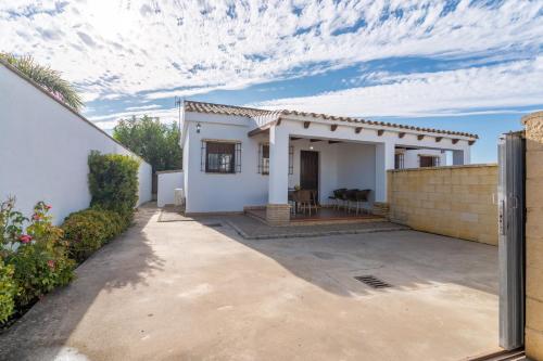 EntreCalas 1 Chalet con jacuzzi en Conil, Roche viejo, cala del aceite