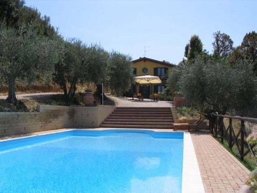Bazén v ubytování Cortebella B&B Rimini nebo v jeho okolí