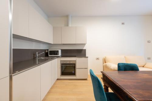 EasyTopStay - Cozy Flat with parking