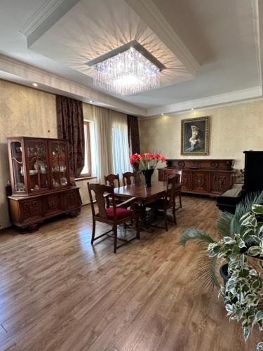 Svetainės erdvė apgyvendinimo įstaigoje вилла