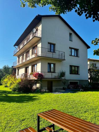 Budova, kde se apartmán nachází