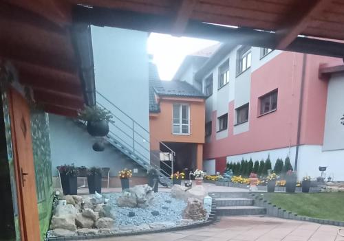 Bangunan di mana terletaknya apartmen