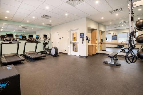 Фитнес-центр и/или тренажеры в Tru By Hilton Rock Hill, SC