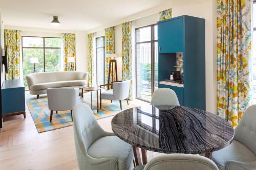 Canopy By Hilton Charlotte SouthPark Image