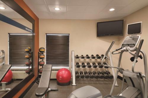 Hampton Inn Cincinnati Kings Island Image