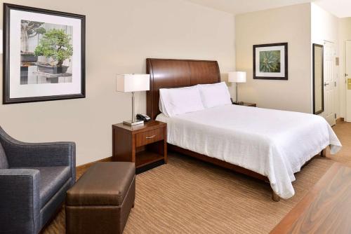 Hilton Garden Inn Addison Image