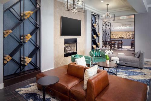 Hilton Garden Inn Washington DC Downtown Image