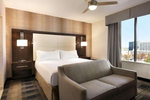 Homewood Suites By Hilton Arlington Rosslyn Key Bridge Image