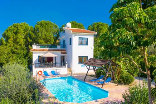 Villa Charoula Tria Large Private Pool AC WiFi