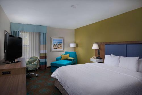 Ένα ή περισσότερα κρεβάτια σε δωμάτιο στο Hampton Inn Goldsboro