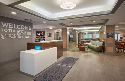 Vstupní hala nebo recepce v ubytování Hampton Inn by Hilton Harrisburg West