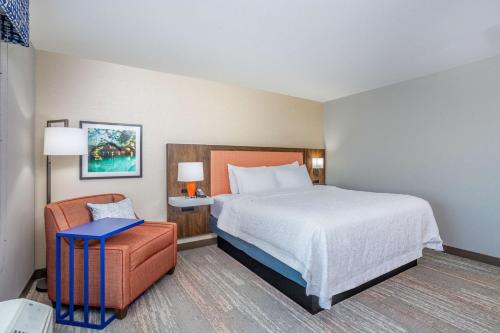 Postel nebo postele na pokoji v ubytování Hampton Inn Bedford In, In