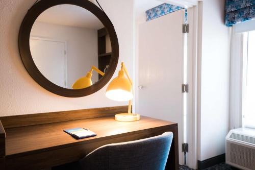 Ένα ή περισσότερα κρεβάτια σε δωμάτιο στο Hampton Inn by Hilton of Kuttawa Eddyville