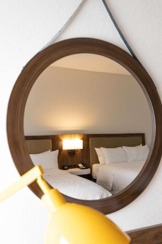 Ένα ή περισσότερα κρεβάτια σε δωμάτιο στο Hampton Inn by Hilton of Kuttawa Eddyville