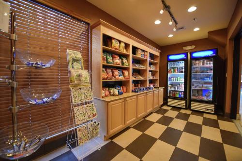 a grocery store with a checkerboard floor at Hampton Inn Key Largo in Key Largo