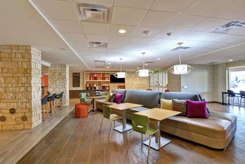 Home2 Suites By Hilton Las Vegas Strip South Image