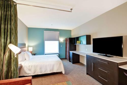 Home2 Suites By Hilton Las Vegas Strip South Image