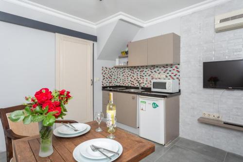 Dapur atau dapur kecil di Villa Bercu Paradise
