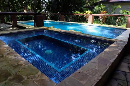 Oasis Quetzal- Playa Potrero