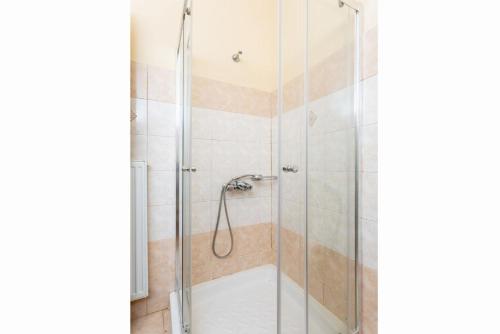 Ένα μπάνιο στο Russa Villas Collection